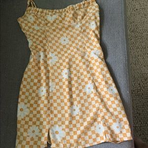 FLATTERING URBAN OUTFITTERS DRESS, sunflowers, slimming, y2k, super cute